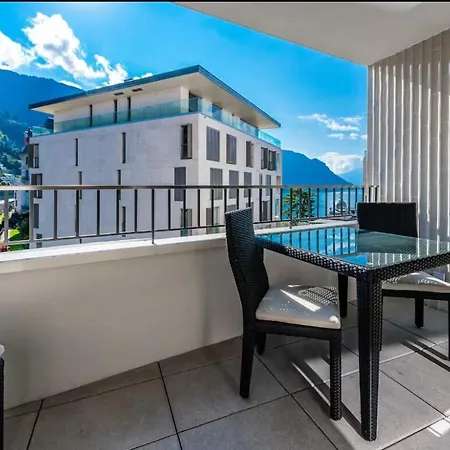 Апартаменты Modern 2 Bedroom - View *